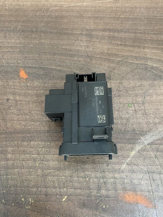 Contact audi a4 b8 a5 q5