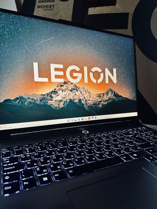 Lenovo Legion 5 16IRX9 | i9-14900HX | RTX4070 | 32GB RAM | 1TB SSD