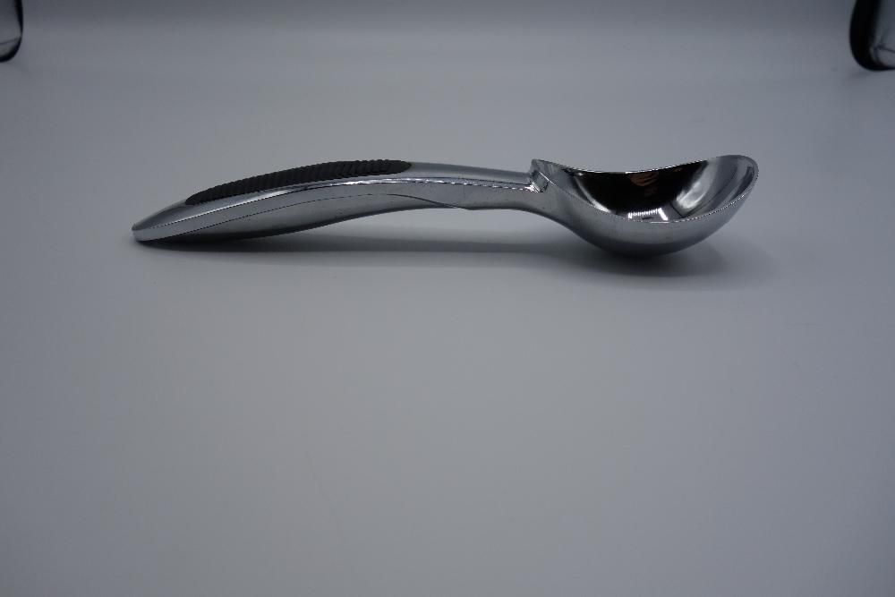 Лъжица за сладолед