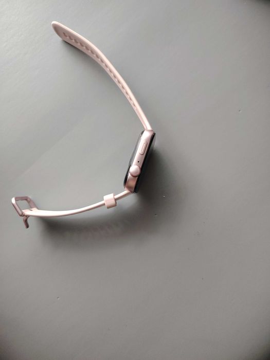 Електронен спортен часовник HUAWEI WATCH FIT 3