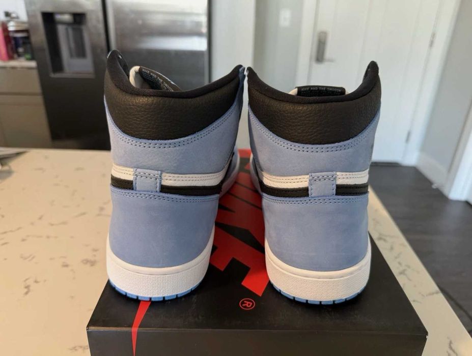 *ULTIMELE STOCURI* - Jordan 1 University Blue - verificare colet