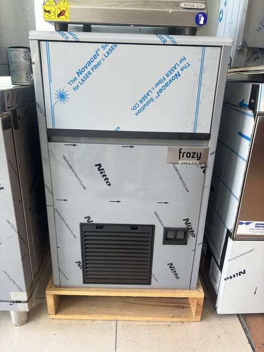 Ледогенератор 50кг/24ч