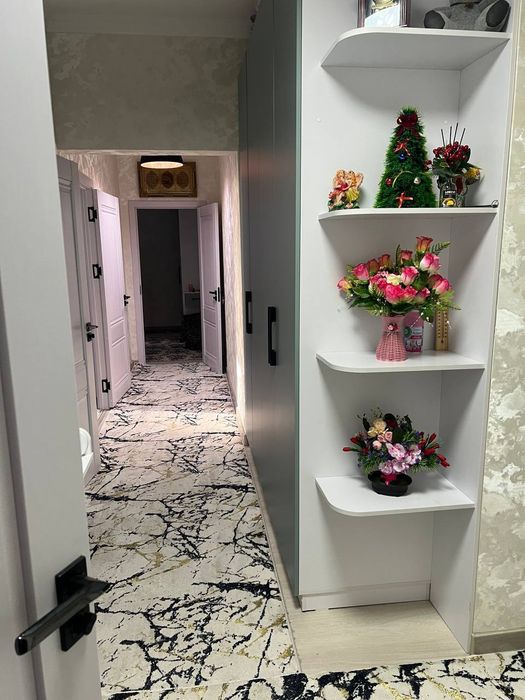 Orikzor residensda 3xona tayyor toza uy sotiladi