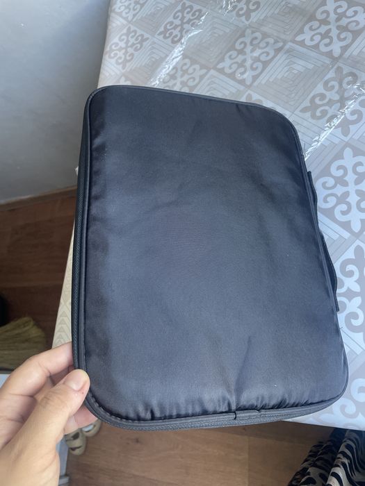 Продам чехол и сумку для macbook