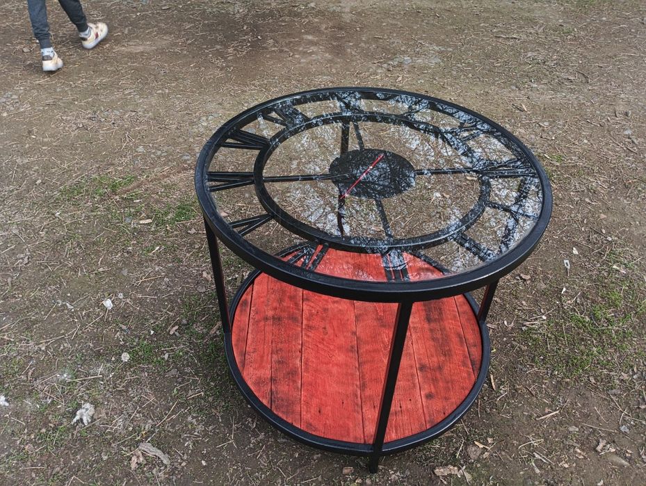 Продается журнальный столик