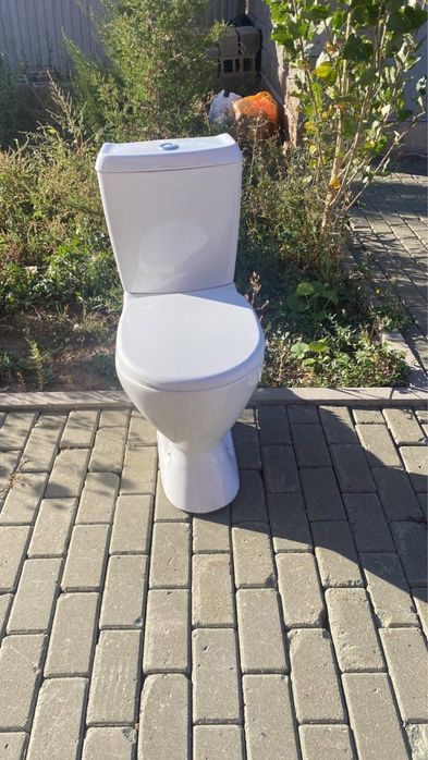 Унитаз на продажу БУ