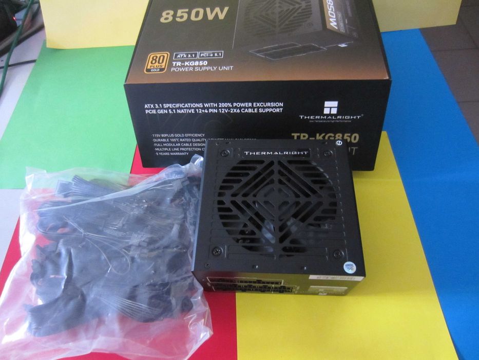 Захранване  Thermalright  850W GOLD модулно   12V-2x6