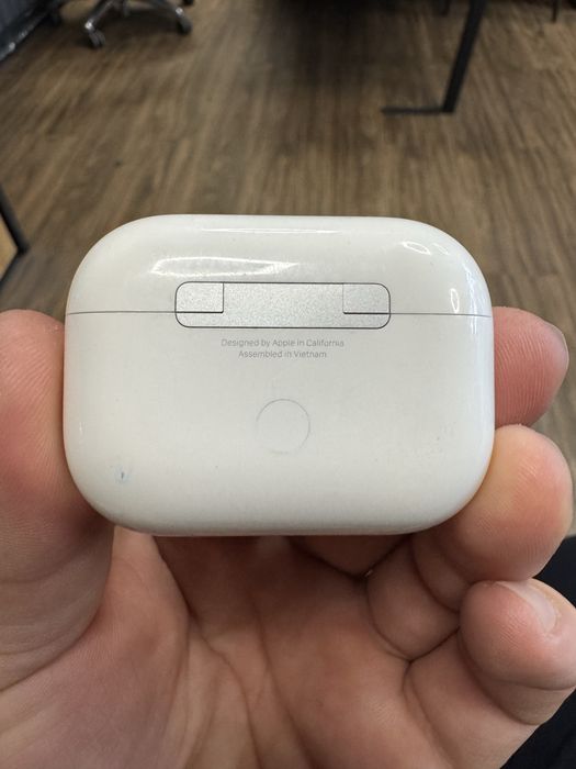 AirPods Pro.