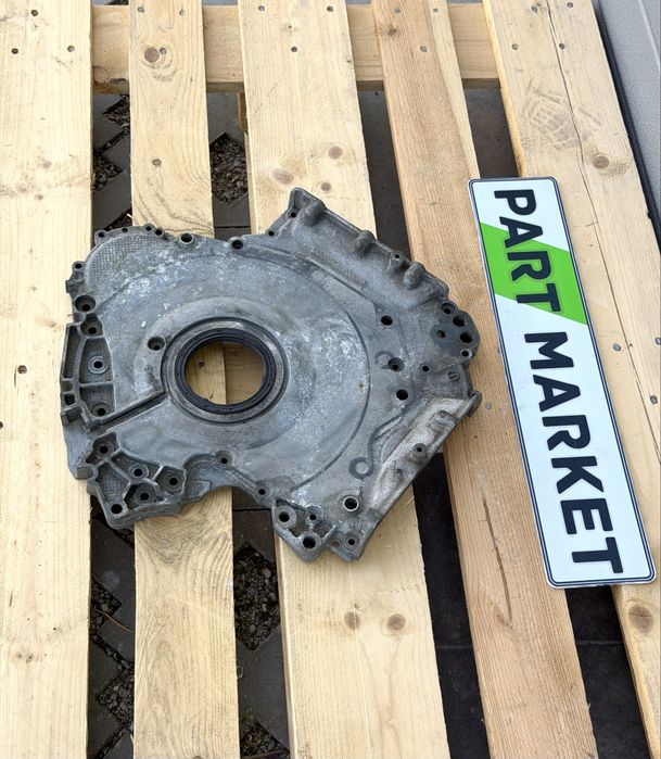 Капак двигател AUDI 3.0TFSI 06E103173