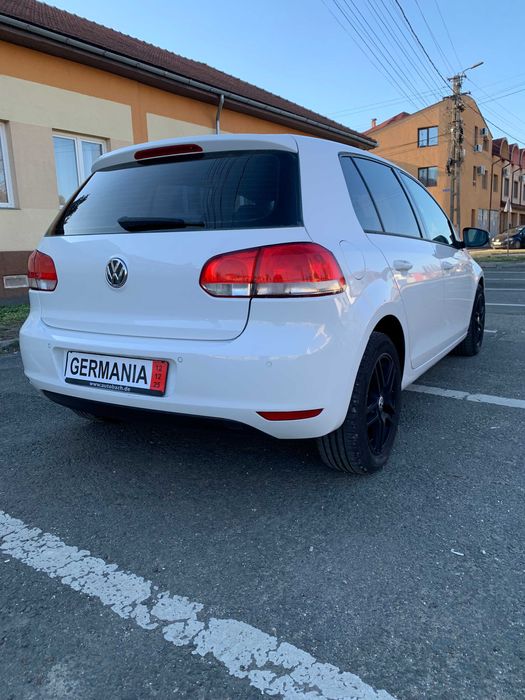 Vw Golf 6 EURO 5 1.6 MPI 102 cp Confortline Alb Perlat 2011 Privat TOP