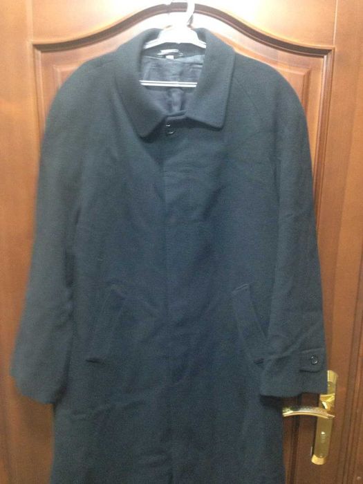 Кашемировое Пальто  размер 60-62 итальянское б/у в отличном состояние