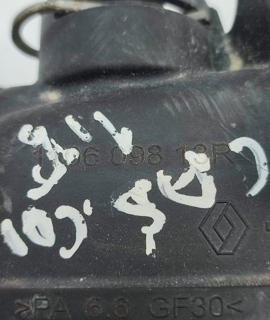 Corp carcasa termostat 1.5 dci k9k 110609813r Renault Scenic 3 seria