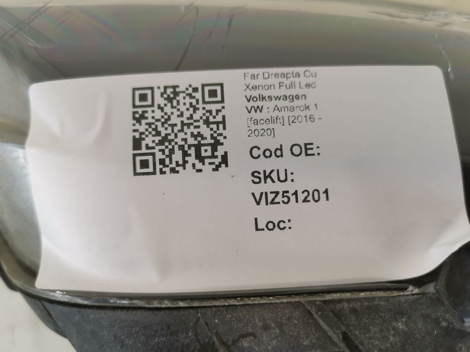 Фар Дясно С Ксенон Пълен Лед Фолксваген VW Амарок 1 [фейслифт] Повреде