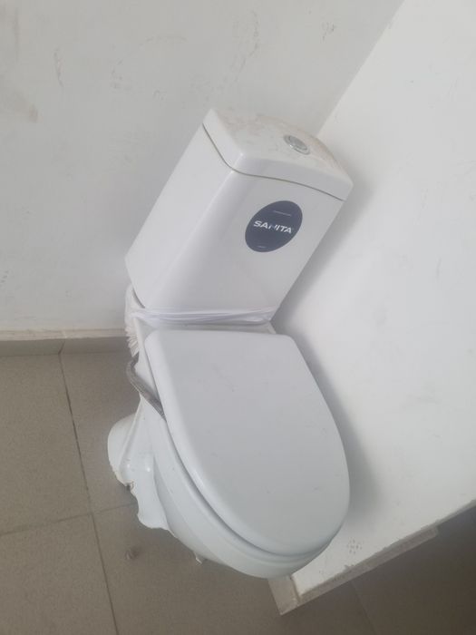 Бесплатно унитаз