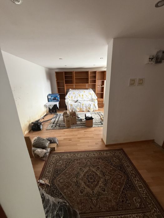 Casa +teren livada si vie 2000MP