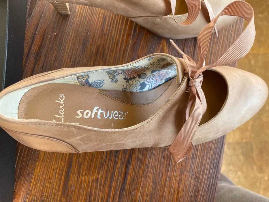 Обувки , сандали от естествена кожа-Италия, Англия