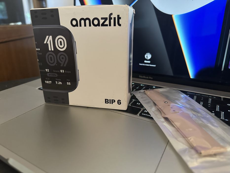 Ceas Amazfit BIP6 Sigilat