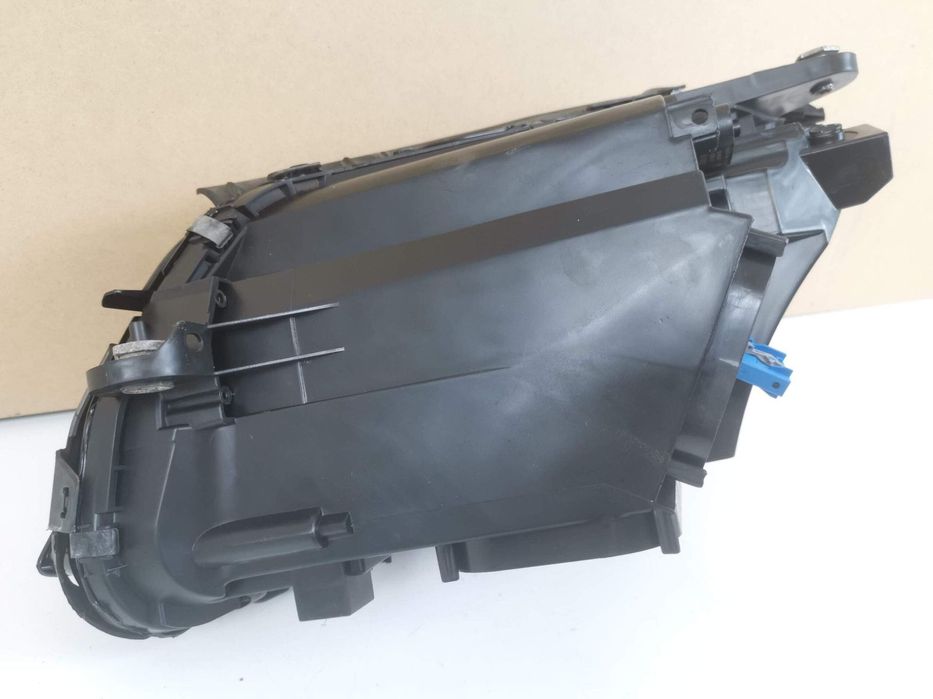 Far Dreapta Full Led Inteligent Light System Mercedes-Benz  C-Class W2