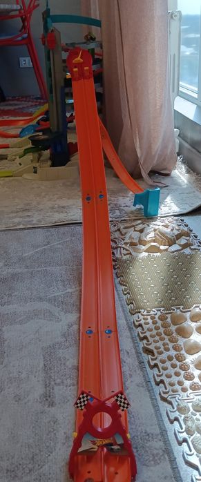 Два мега гаража hot wheels