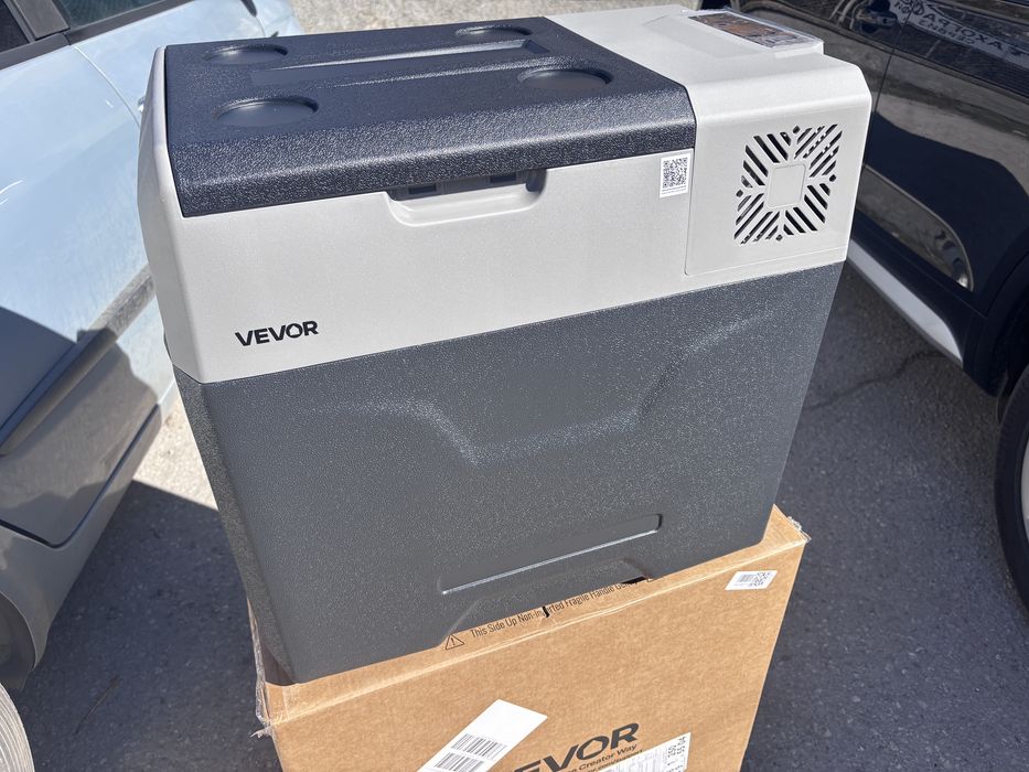 Къмпинг хладилник фризер VEVOR 40L/50L 12v-24v-220v Компресор