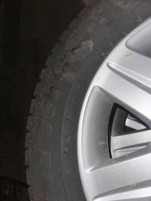 Продам комплект дисков с резиной