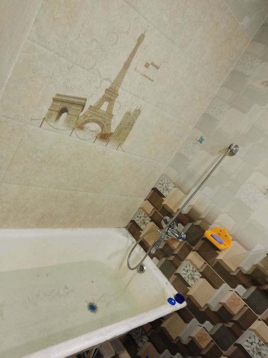 Asalom alekum Paxtani sentirida svyaz dom 2 xonalik 2 etajlik dom