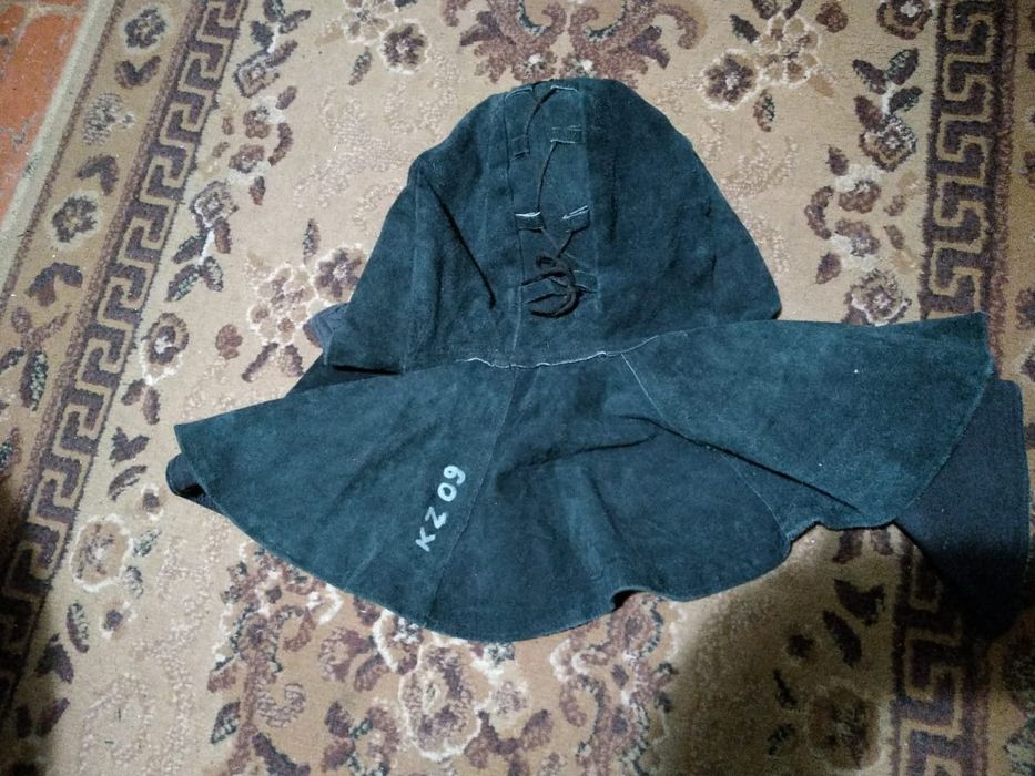 Шлем рабочий кожаный