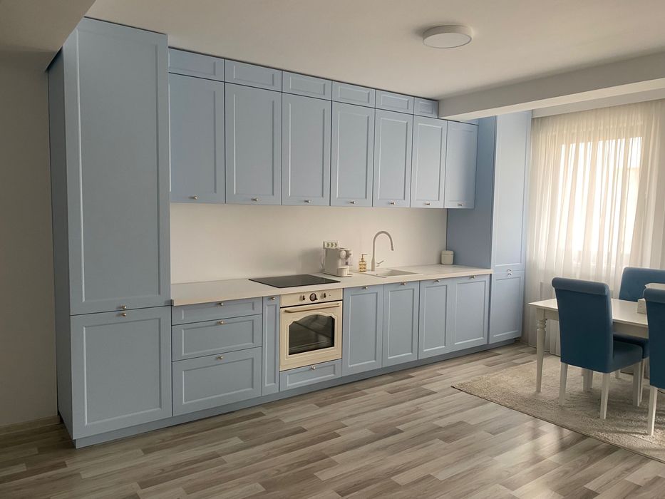 Vand apartament cu doua camere situat intr-una dintre cele mai frumoase zone din Alba Iulia cu loc de parcare suprateran inclus