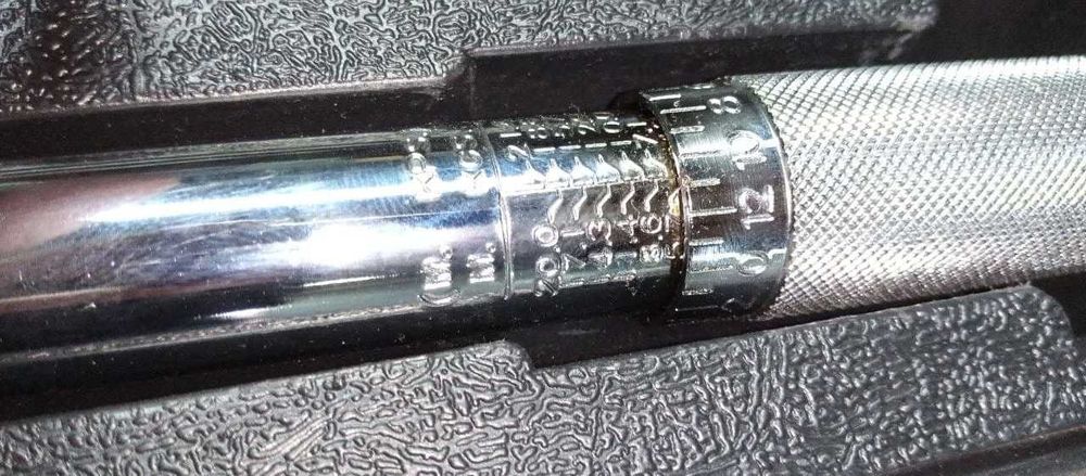 КЛЮЧ ДИНАМОМЕТРИЧЕСКИЙ 1/2, 28-210    57350