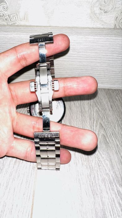 Часы Tissot в отличном состоянии