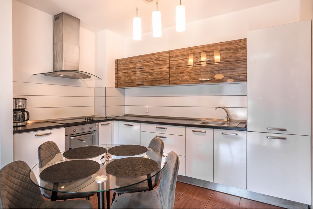 Apartament 3 camere, 2 bai, Tampa Gardens