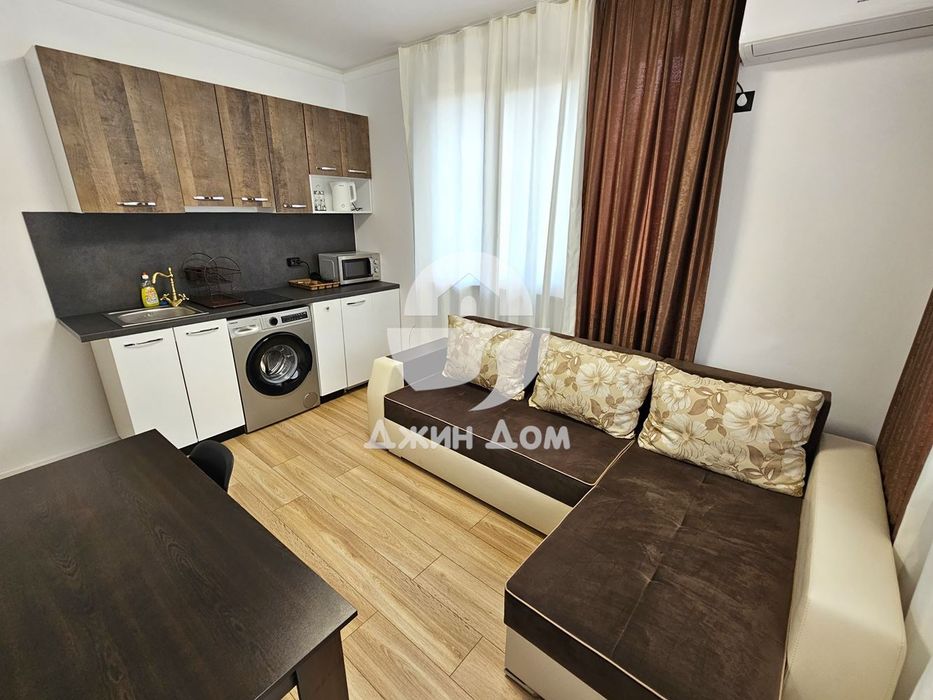 Продава се Двустаен апартамент в Свети Влас - 53 кв.м за 1284 €/кв.м - Снимка #1