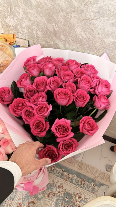 Гулдер цветы букет роза розы