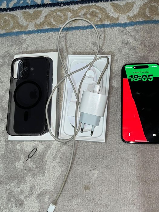 Смартфон Apple iPhone 16 128Gb