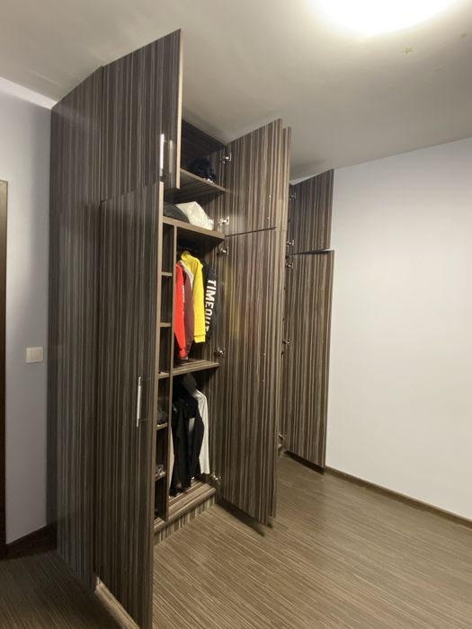 Гардероб за спалня