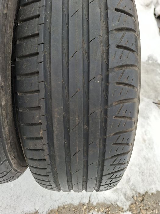 Продам шины. 215/60/16 нокиа