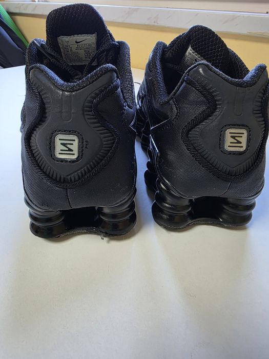 Nike 40 номер
Shox TL sneakers