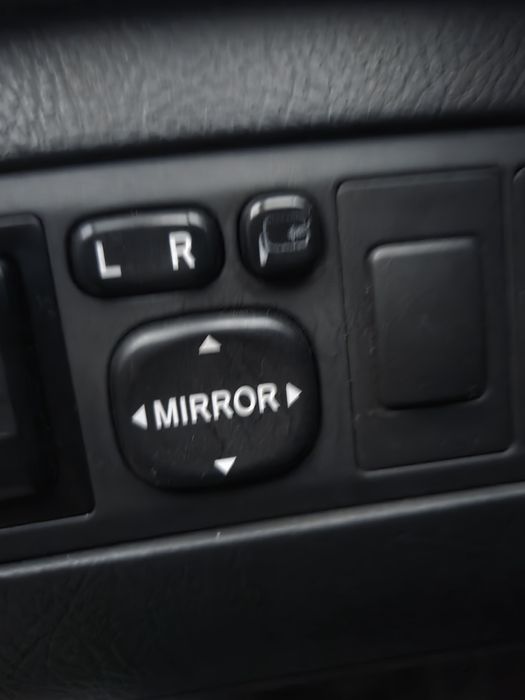 Toyota Avensis D-4D 177hp На части