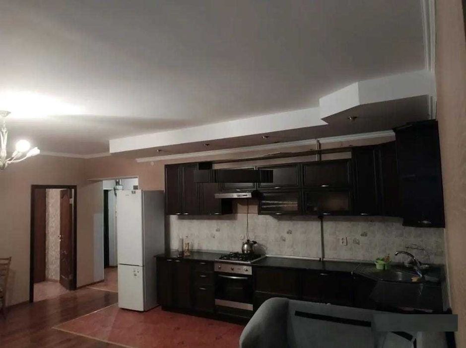 Продам 3 комнатную по Бейбитшилик