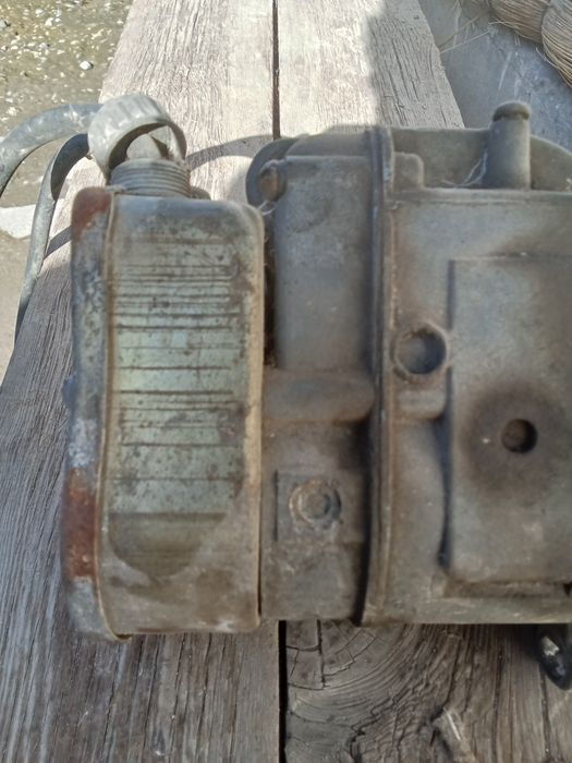 Автозапчасти и аксессуары