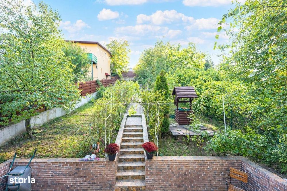 Vila single 4 camere  2 bai S =  193 mp + teren 500 mp Valea Lupului