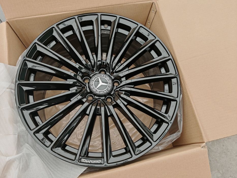 vand jante de aliaj pentru Mercedes pe 19 marca carbonado