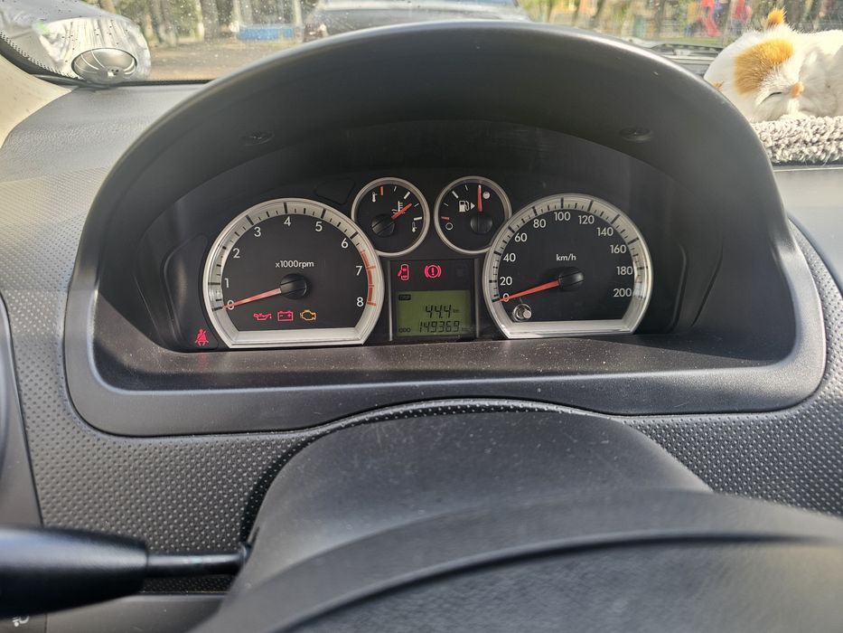 Продается Nexia 3