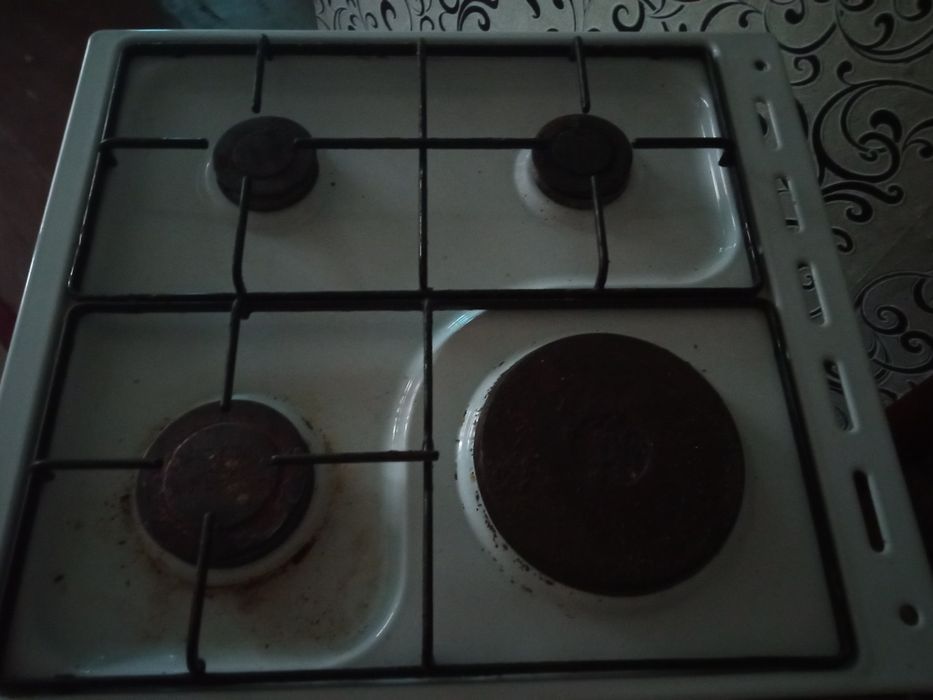 Газовая плита продам