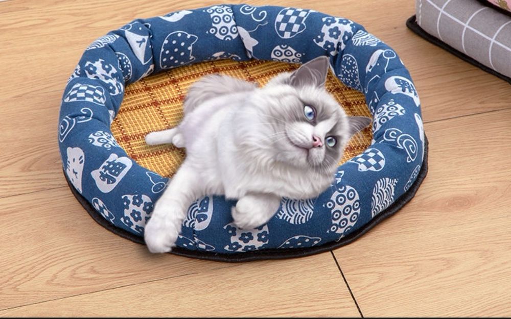 Продам лежанку для животных