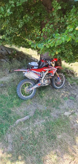 Vând Honda crf 250 x