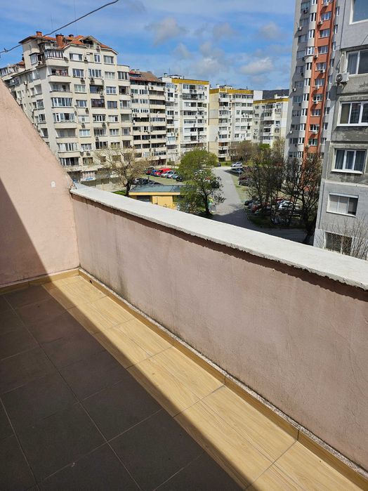 Тристаен тухлен в района на Чаталджа