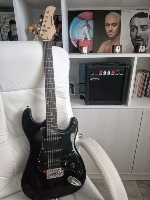 Электрогитара Levinson +combo