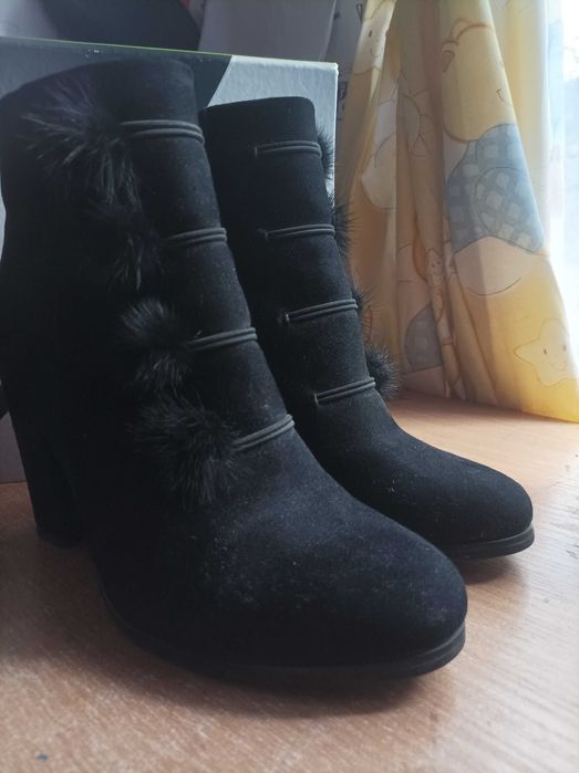 Дамски стилни боти