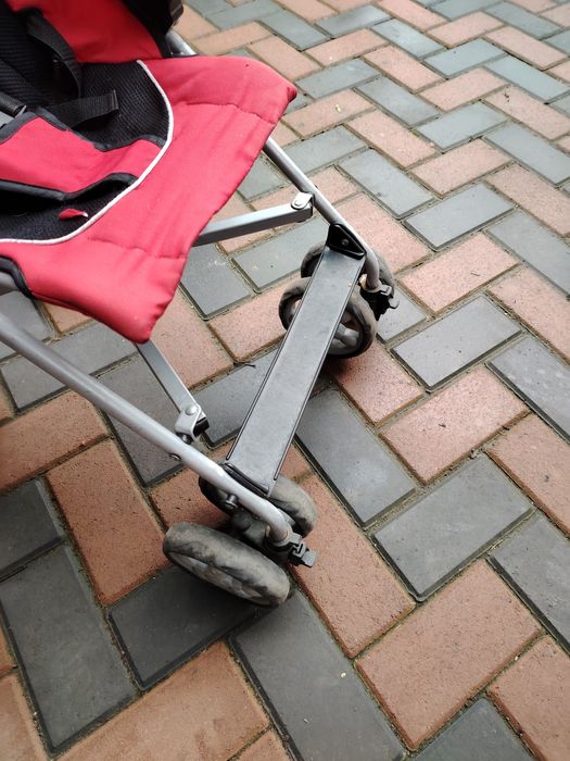 Cărucior sport tip umbrela